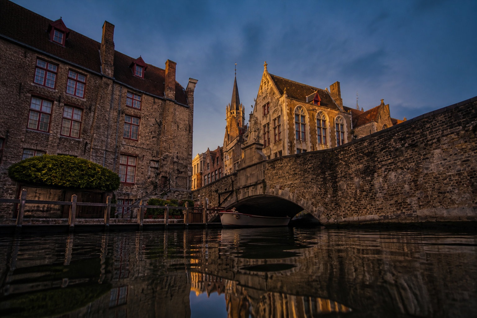 Où partir en mai depuis la Belgique 15 destinations idéales 27 Bruges : flâner le long des canaux sans la foule