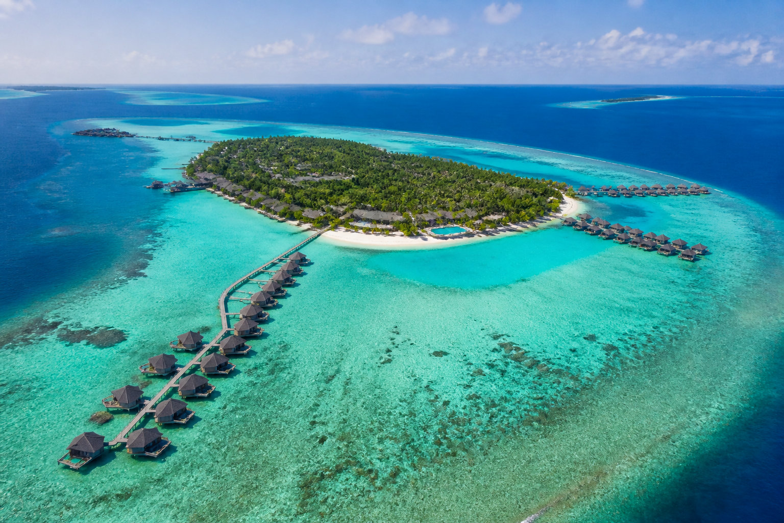 Zanzibar ou Maldives : quel paradis pour ton budget en 2026 ? 15 Météo et logistique : comment éviter les galères sur place
