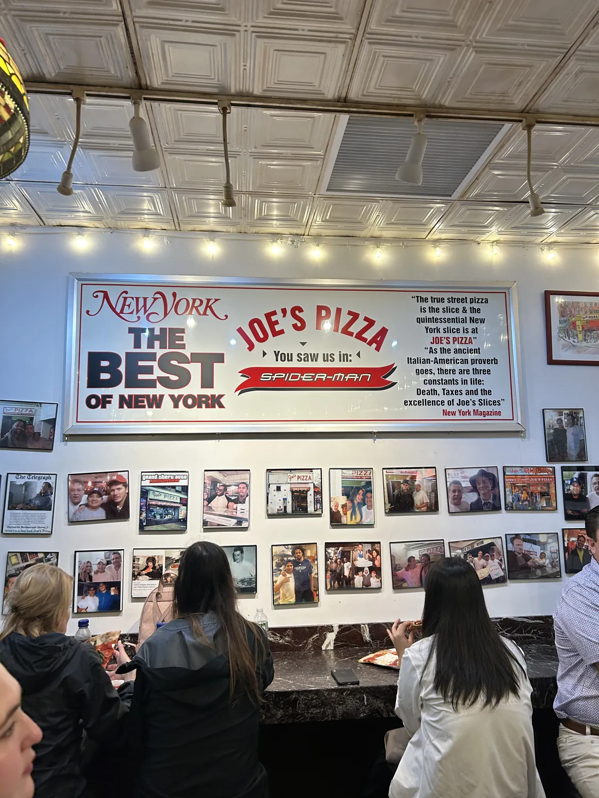 New York en 5 jours : mon carnet de voyage et mes conseils testés sur place 54 Joe's Pizza sur Broadway, une institution de la part de pizza à New York