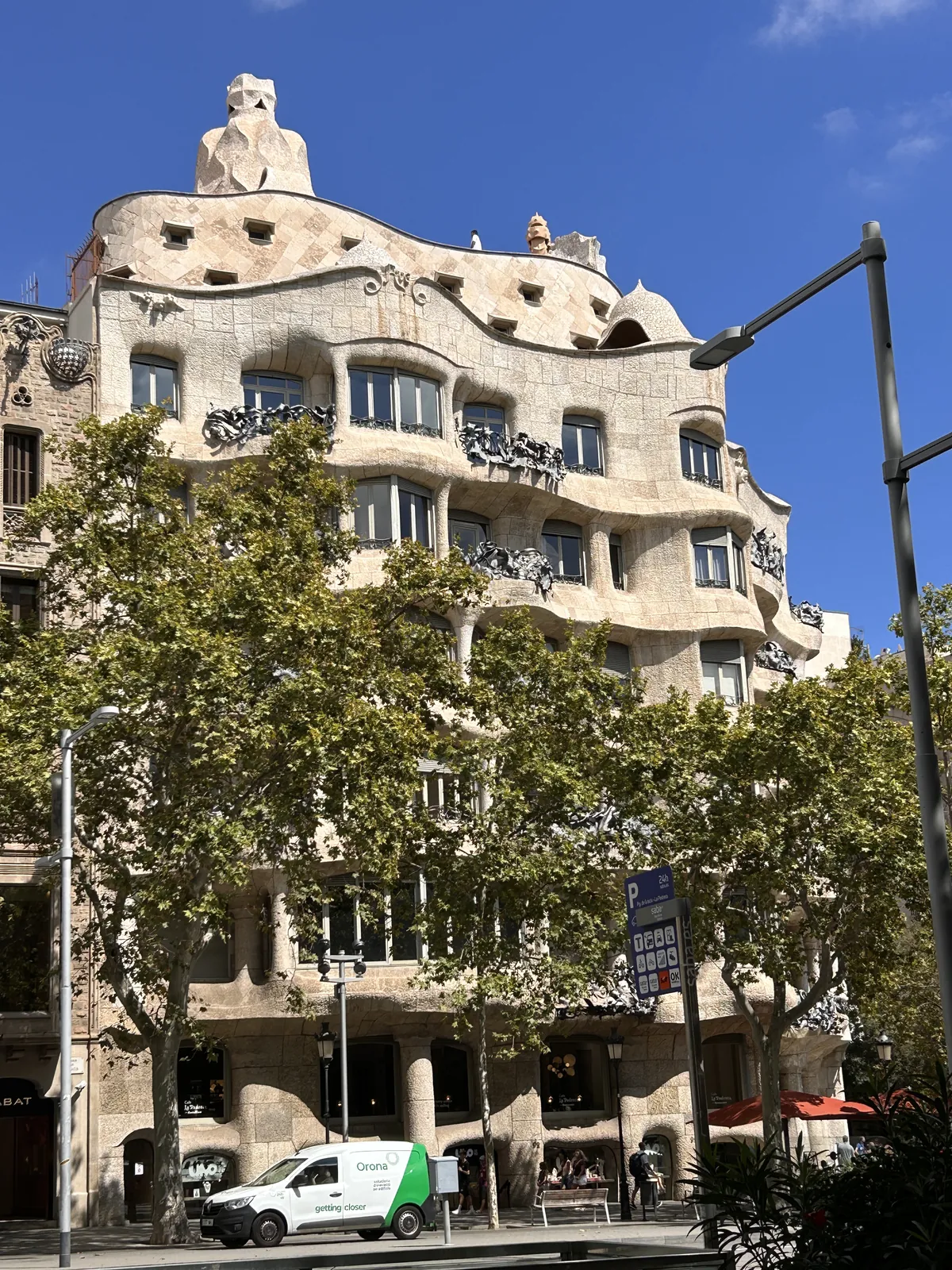 La Pedrera, la Casa Milà, en journée