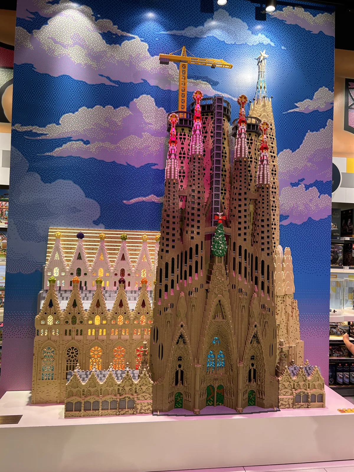 La Sagrada Familia en briques LEGO au LEGO Store de Barcelone